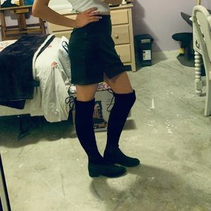 Knee high suede black boots size 5